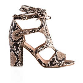 Bestelle Byggda sandaler med bindning beige brun