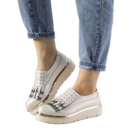 Slip-on silverskor med GF-FD9 dubbar vit