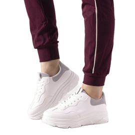 Vita sneakers med Kaori reflekterande insats