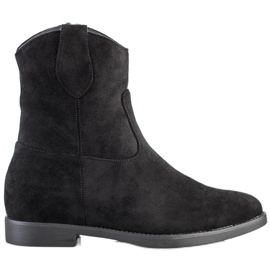 J. Star Svarta cowgirls på en kil