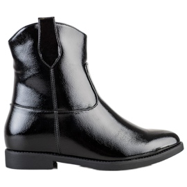 J. Star Svarta cowgirls på en kil