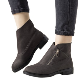 Grå plattklackade stövlar Belados