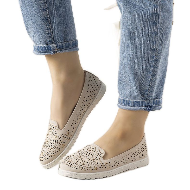 Beige mockasiner med öppet Loretta -mönster