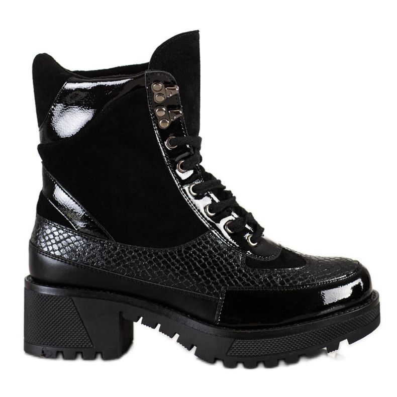 Janessa Svarta modearbetare