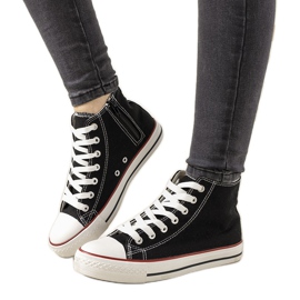 Svarta Mediana vristskor