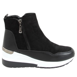 Svarta NB511 Svarta stövlar på en sportsula