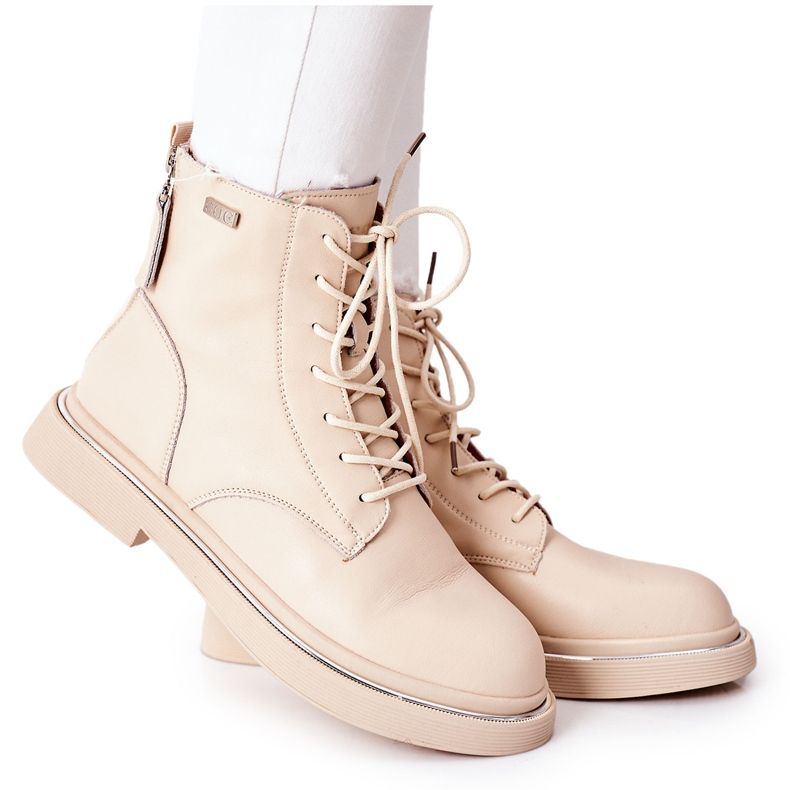 Läderstövlar för kvinnor GOE II2N4015 Beige