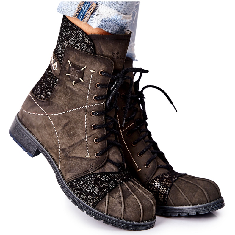 Kvinnors varma läderstövlar Maciejka Olive 03961-24 grön