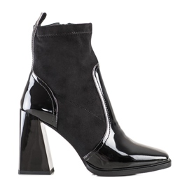 S. BARSKI Stövlar på trapezformad häl S.BARSKI svart