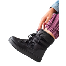 S. BARSKI Bekväma snöskor från S.BARSKI svart