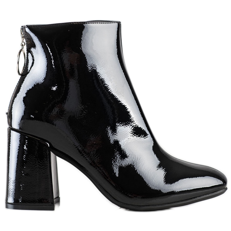 Lucky Shoes Lackerade stövlar på stolpen svart
