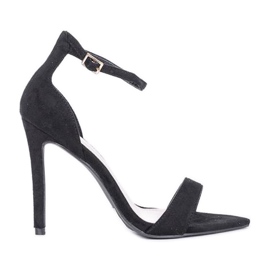 Svarta sandaler på en stilettklack från Molly