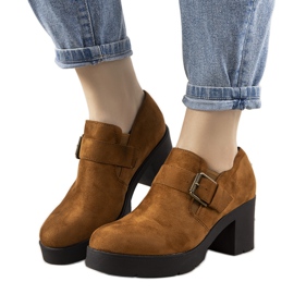 Kamelskor på Leonie -inlägget brun