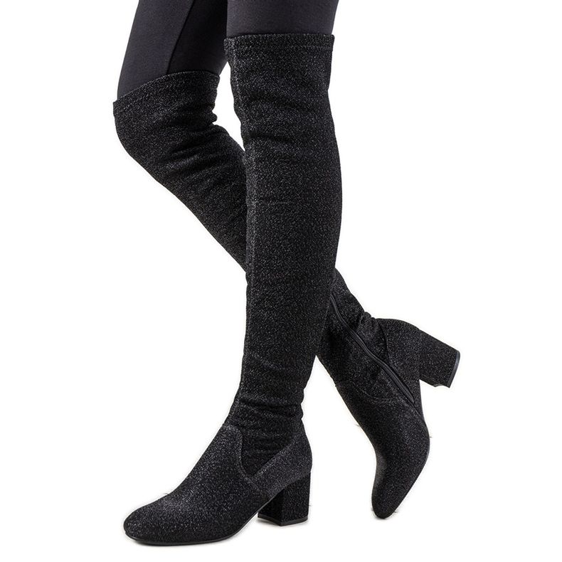 Svarta blanka stövlar över knäet på Uta silver-