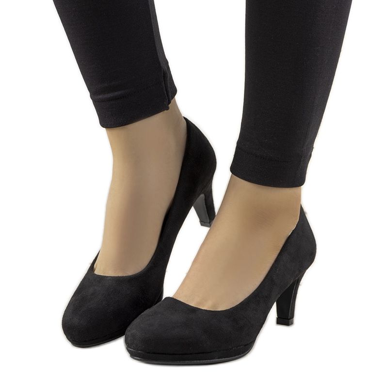 Svarta pumpar på en nål från Eiffel