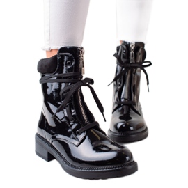 TRENDI Lackade modearbetare svart