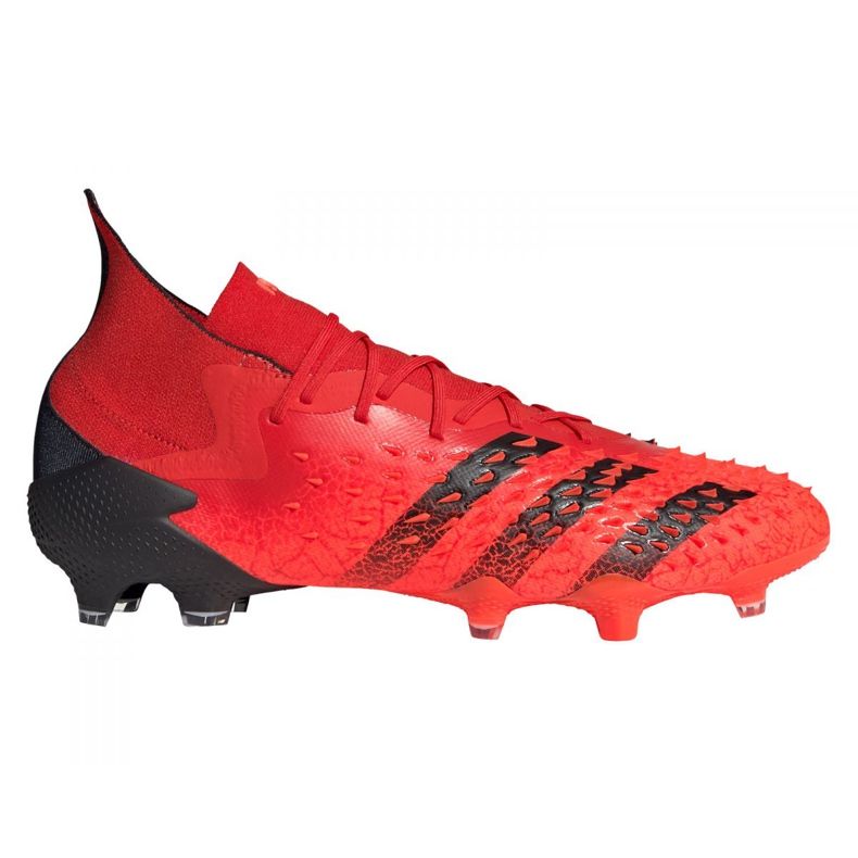 Adidas Predator Freak.1 Fg M FY6256 fotbollsskor röd röd