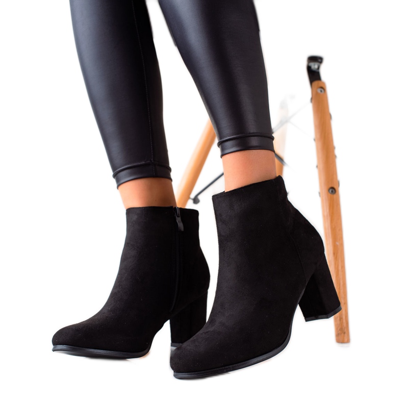 TRENDI Fritidsbyxor i mocka svart