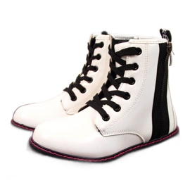 Isolerade lackerade stövlar Jr EVE327B vit