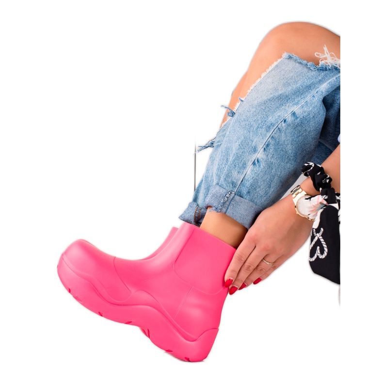 TRENDI Galoscher på modeplattformen rosa