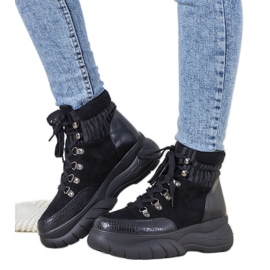 Svarta vinterskor med tema Miron animal