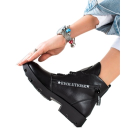 Sergio Leone Svarta modearbetare