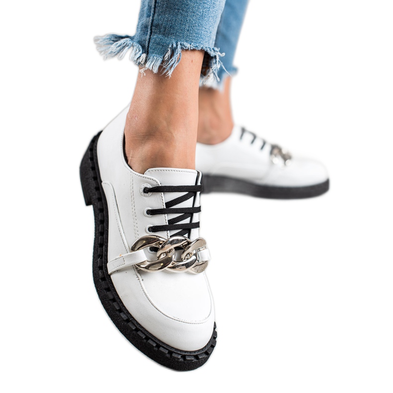 TRENDI Fashionabla vita skor