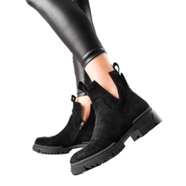 W. Potocki Utskurna mockaväskor svart