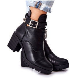 PG1 Svarta Clive Boots På Hög Klack Med Ett Spänne