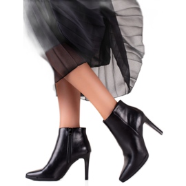 Stövlar på hög klack Sergio Leone svart