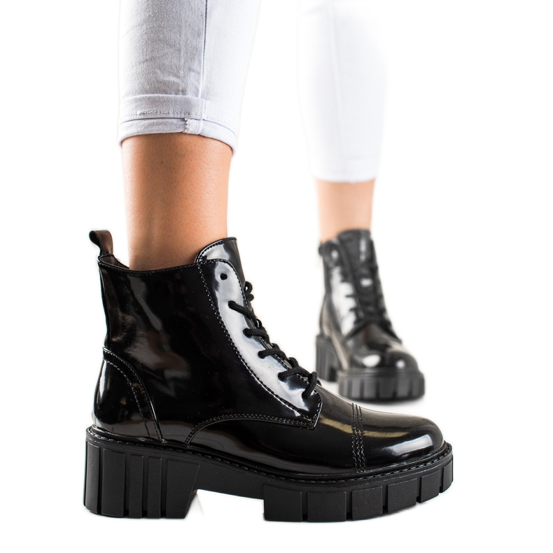 Goodin Klassiska Trapper Boots På Plattformen svart