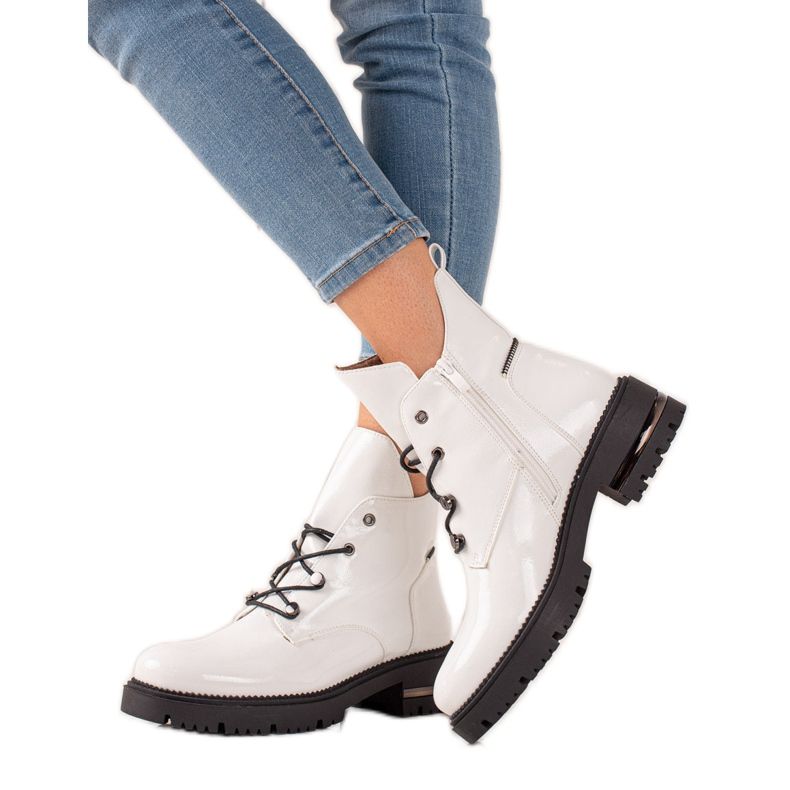 Fashionabla snörjare av Sergio Leone vit