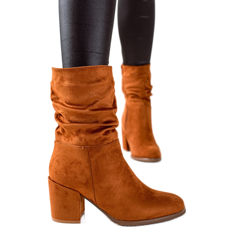 Evento Snygga höga stövlar brun