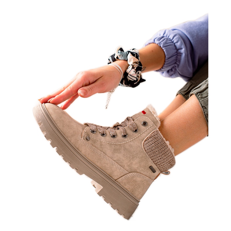 Goodin Beige Trappers Med Fårskinn