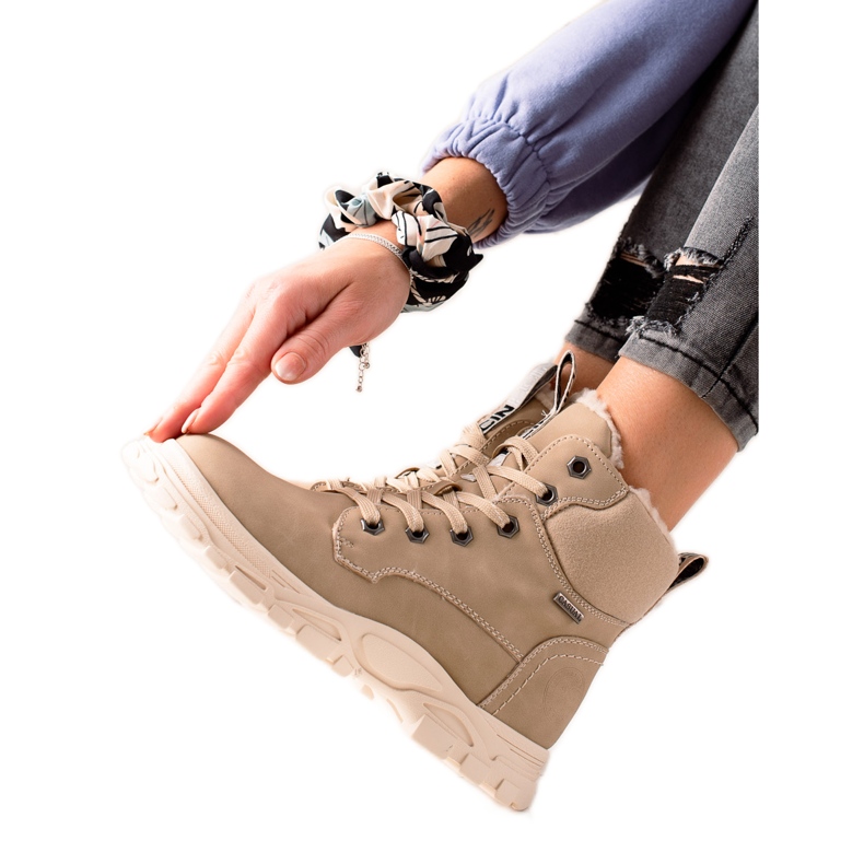 Goodin Sport Beige Trappers