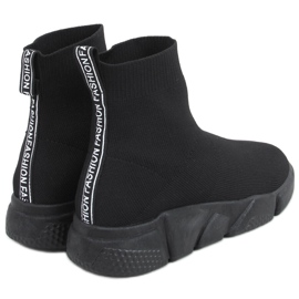 Cento svarta strumpor