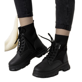 Svarta damskor från Laurie