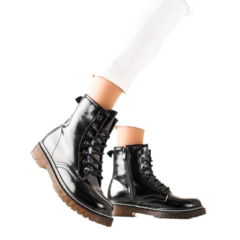 Lucky Shoes Bekväma Black Trappers svart