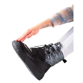 TRENDI Bekväma snökängor på plattformen svart silver-