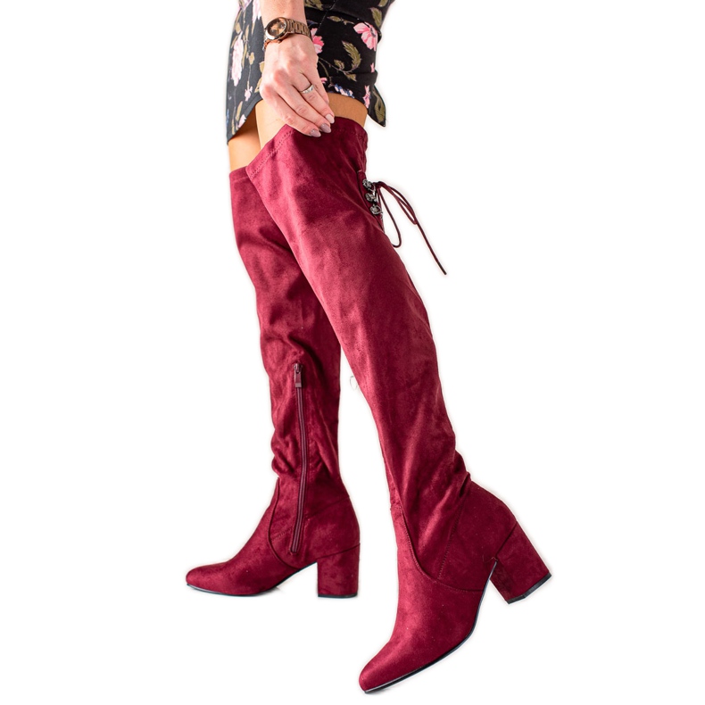 Laura Mode Högklackade lårhöga stövlar röd