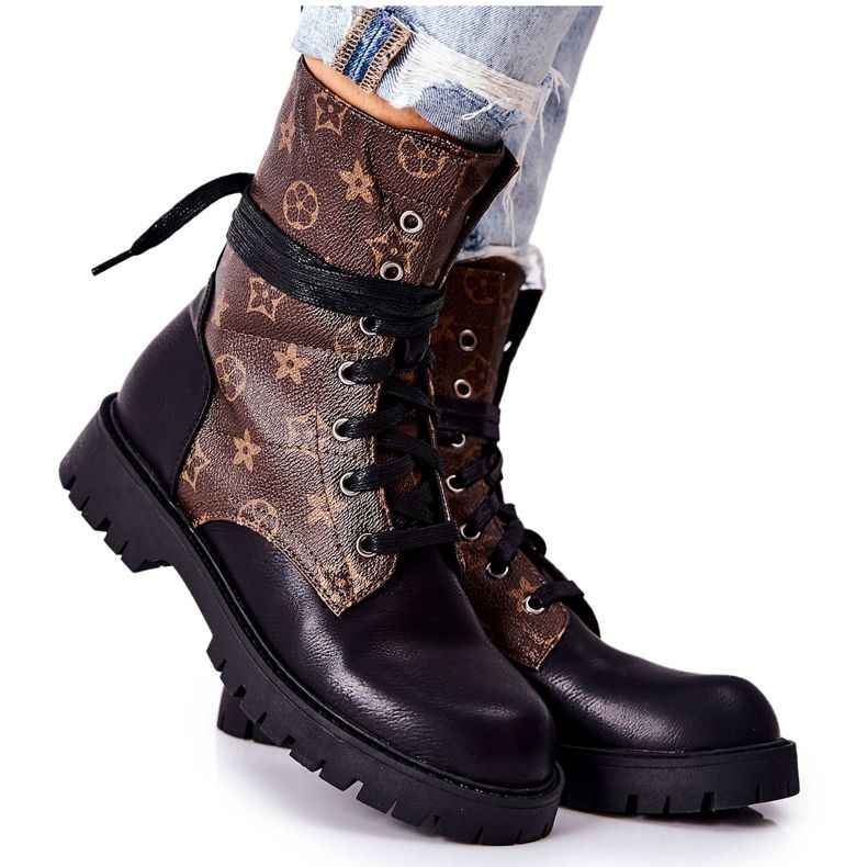 FJ1 Lonevis bruna och svarta läderstövlar