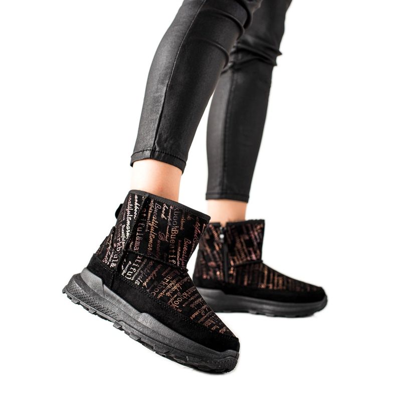 TRENDI Varm Mukluki på plattformen svart gyllene