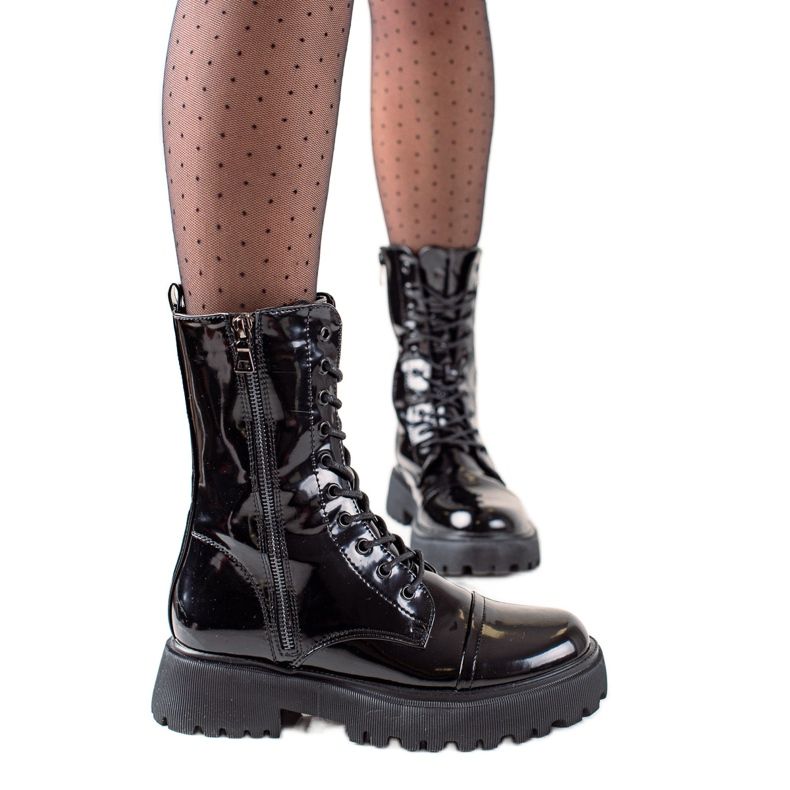 Filippo Lackade stövlar svart