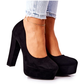 WS1 Mockapumpar på den svarta Bemiso-plattformen