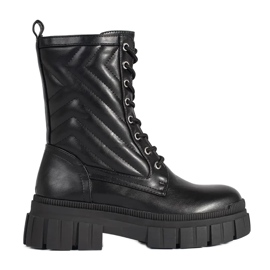 Trappers Med Quiltat Mönster svart