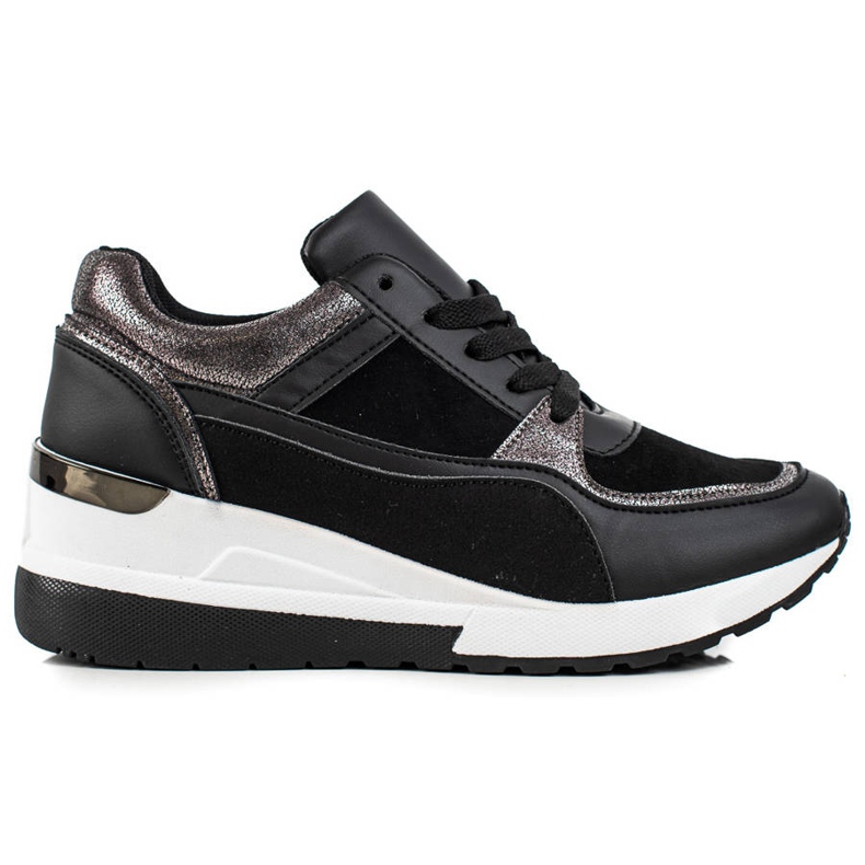 TRENDI Snygga svarta sneakers