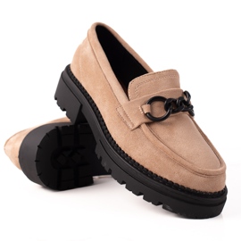 Fashionabla loafers på LA.FI-plattformen beige