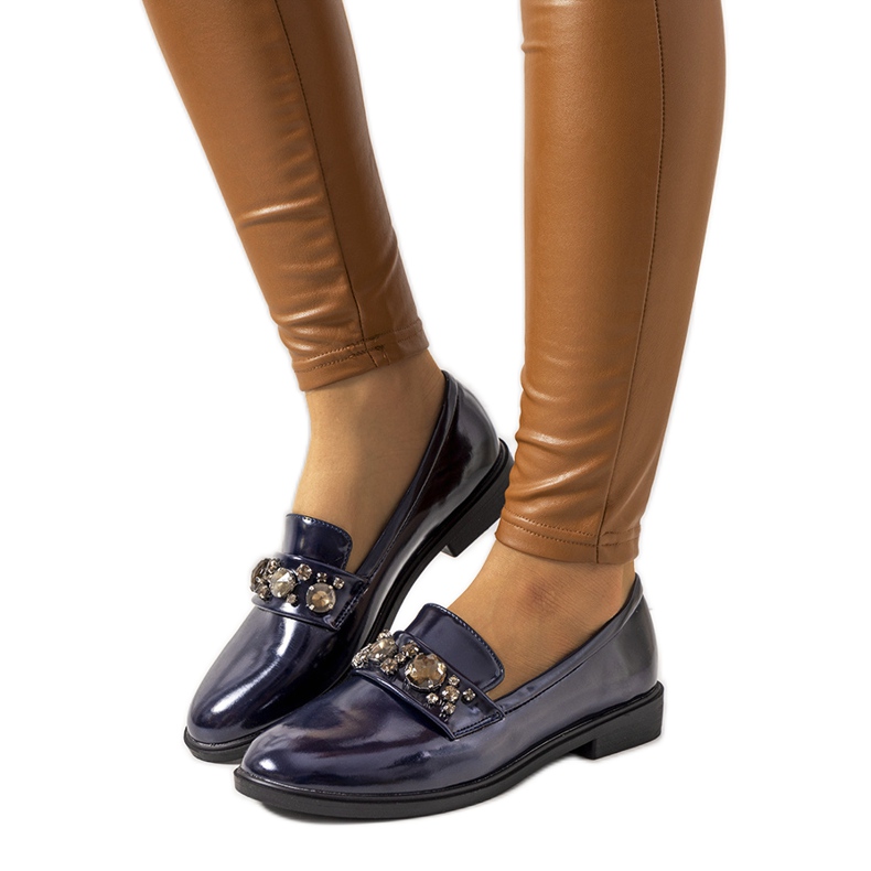 Marinblå loafers från Shinn