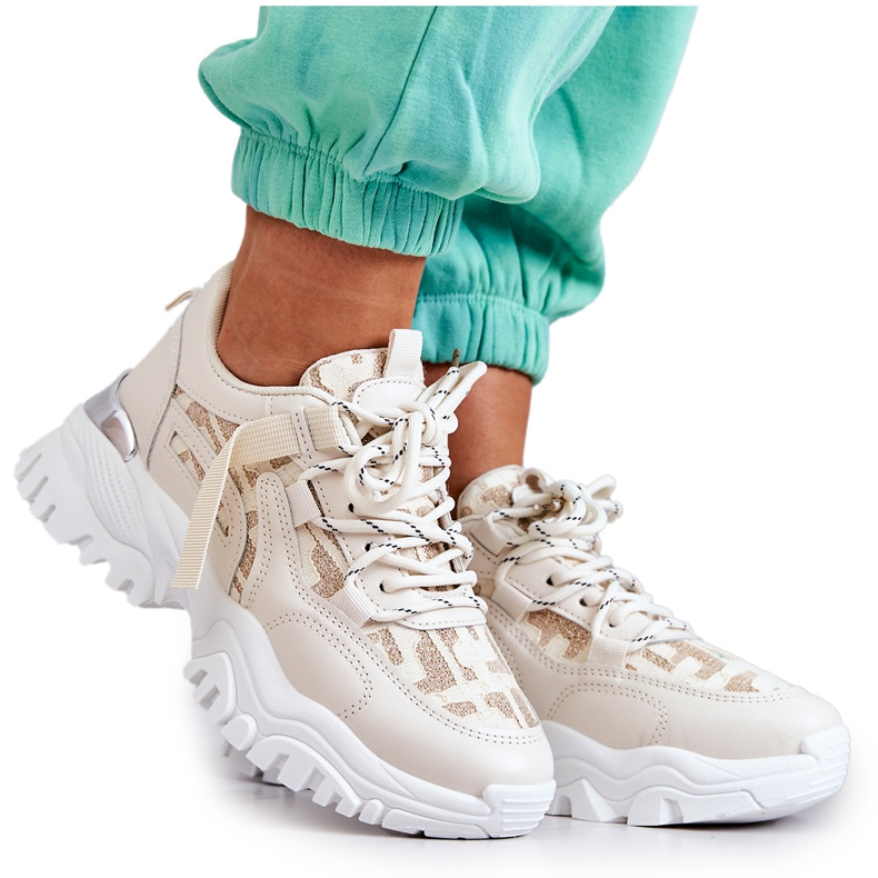 Sneakers på en massiv sula Beige din stil