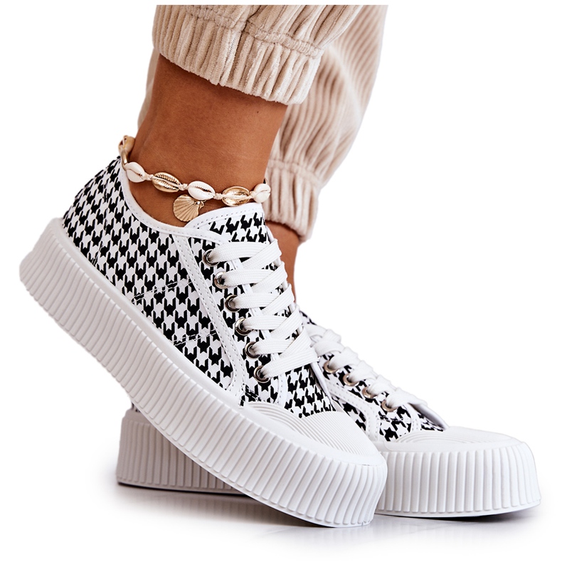 FB2 Låga Sneakers På Plattformen Svartvit Mischa